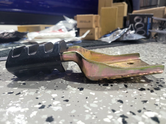 Hood Guide Bracket Upper Peterbilt