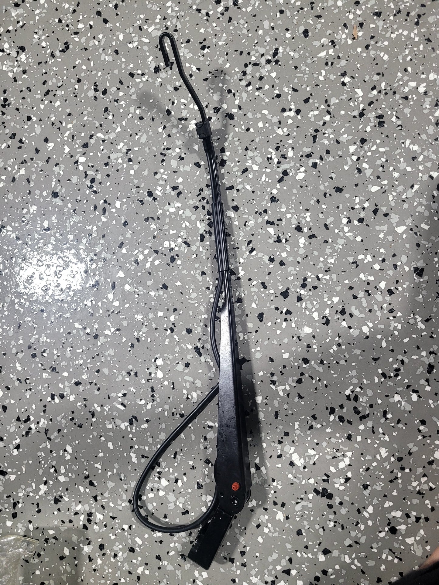 Wiper Arm LH Kenworth