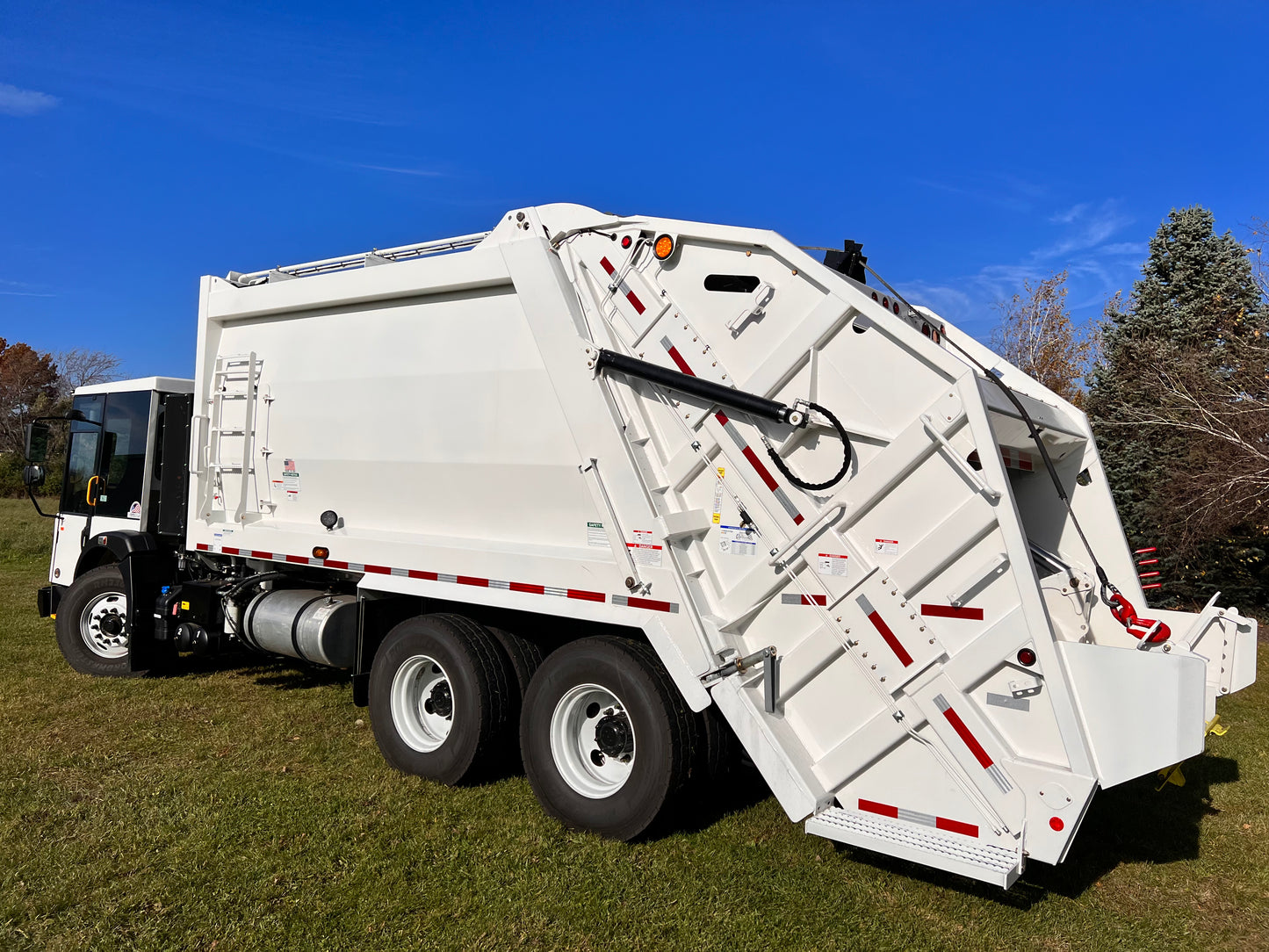 2023 Dennis Eagle Proview Garbage Truck For Sale